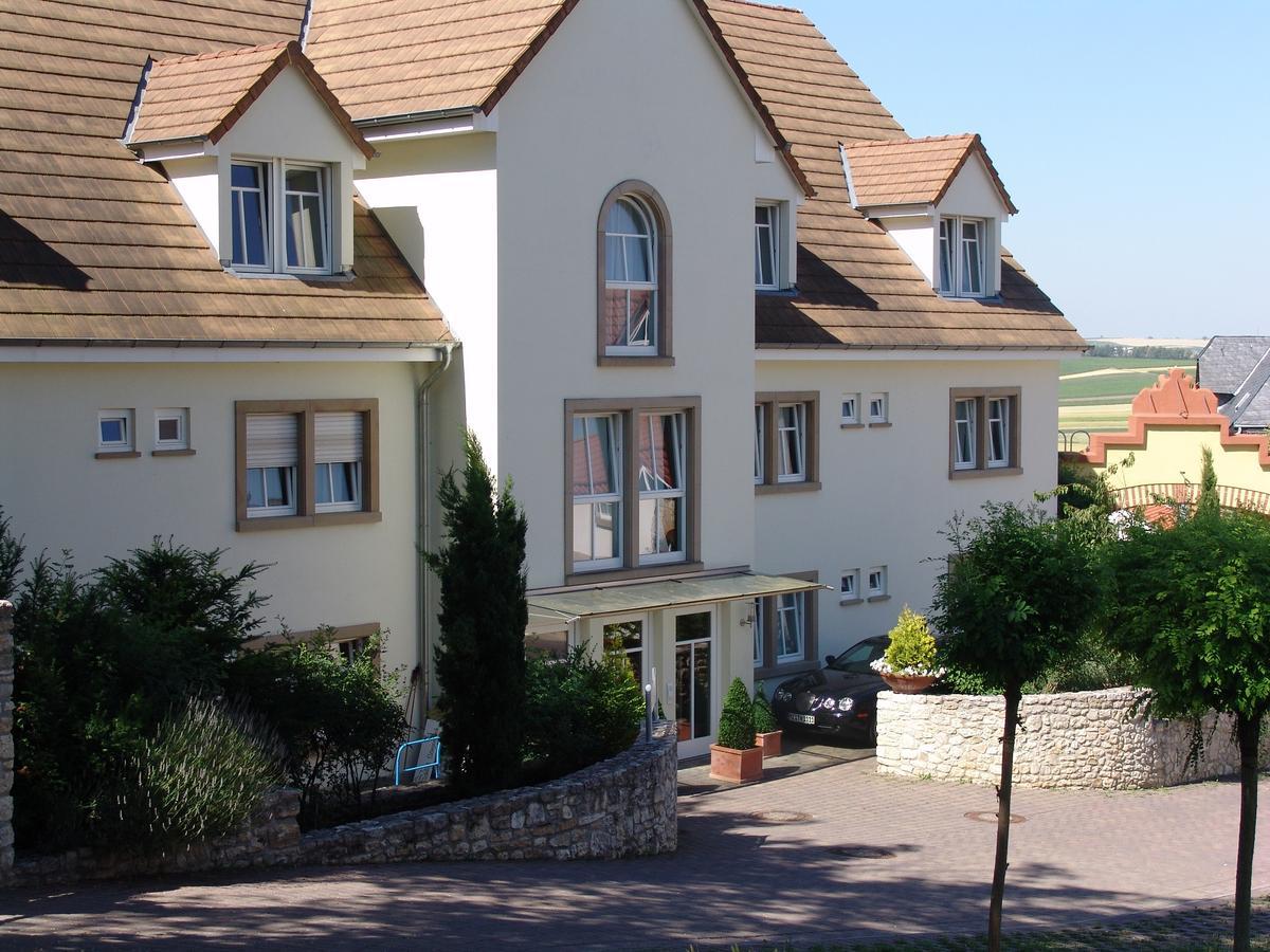 Landhotel Schloss Soergenloch Sorgenloch Exterior foto